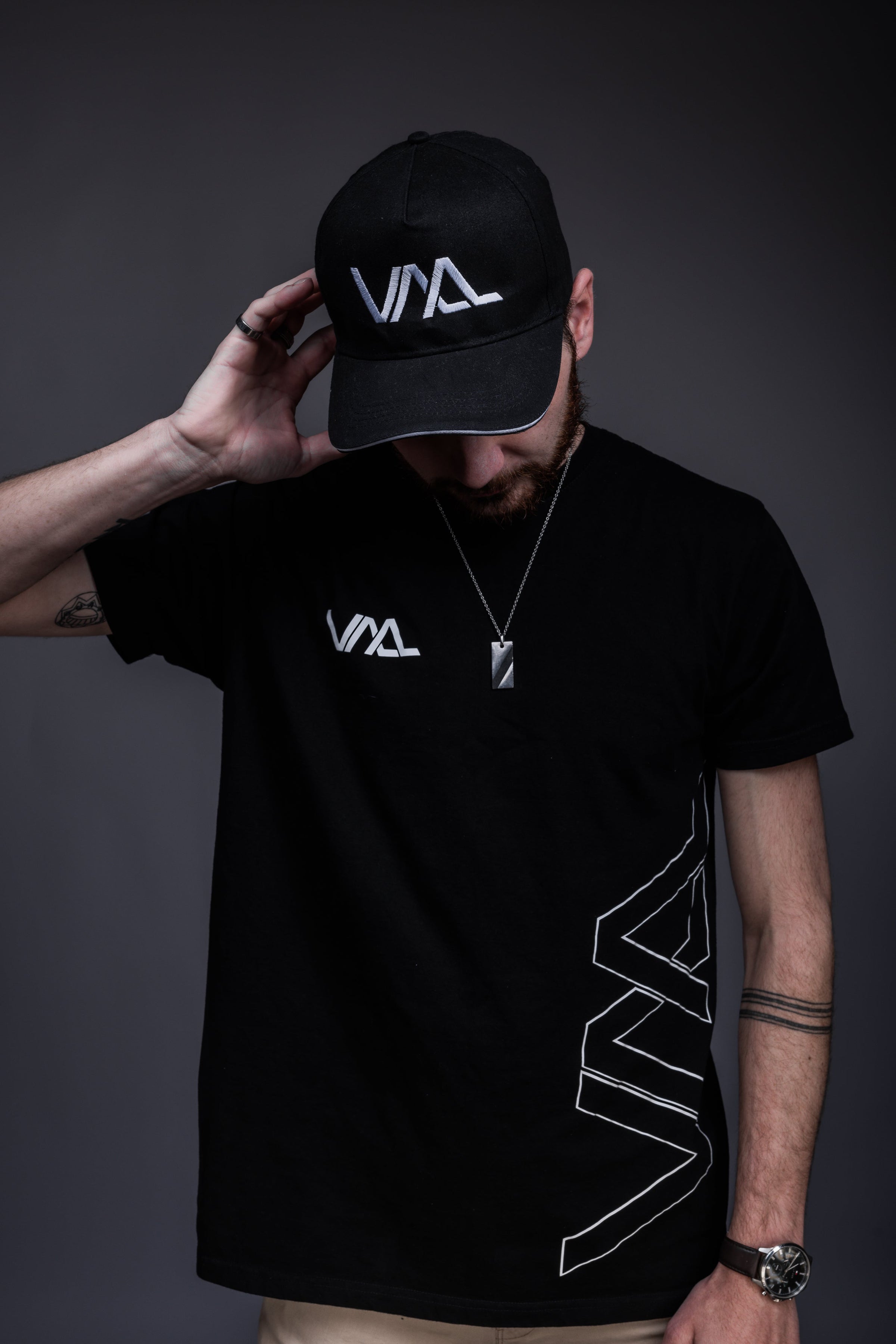 - Vaall Dj -